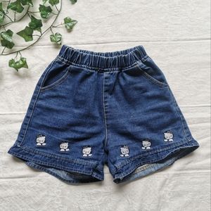 Cute jean shorts with hello kitty embroideries